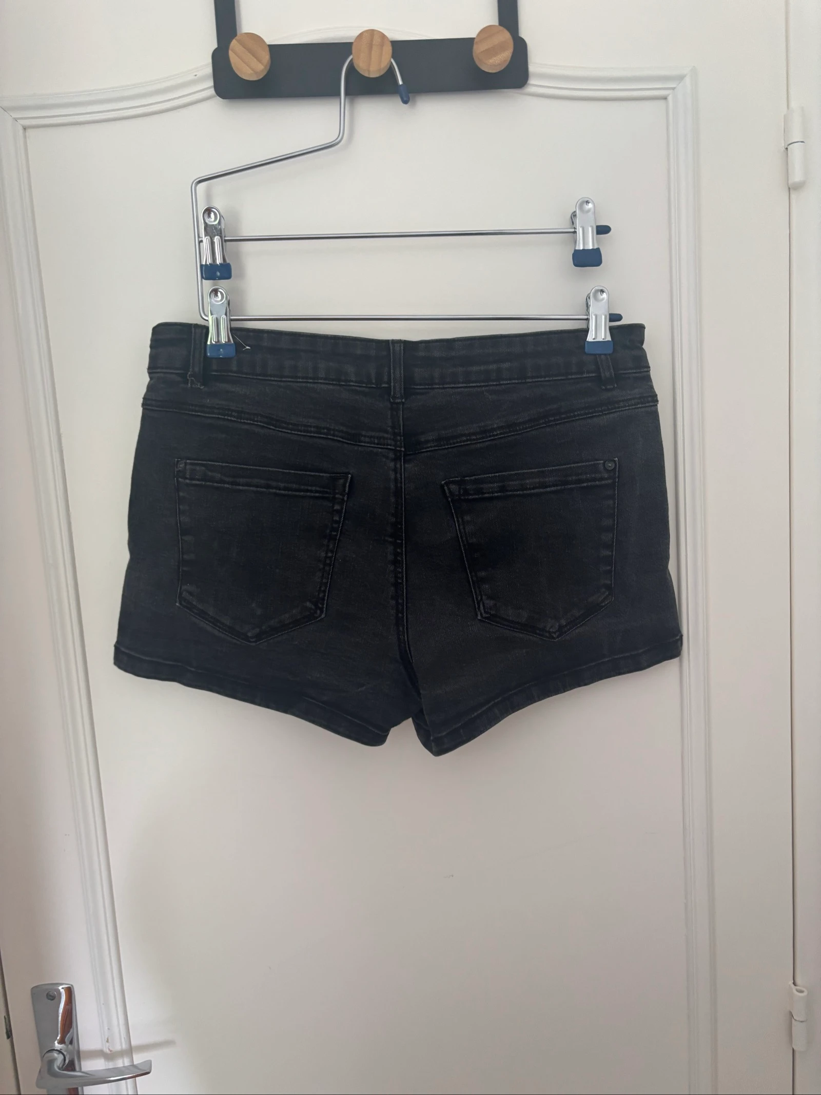 176/ Black Denim Shorts - Pimkie - Size 40 – photo 3